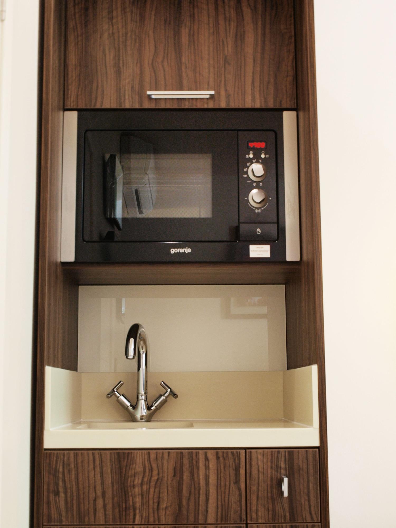 Simply Rooms & Suites Londen Buitenkant foto