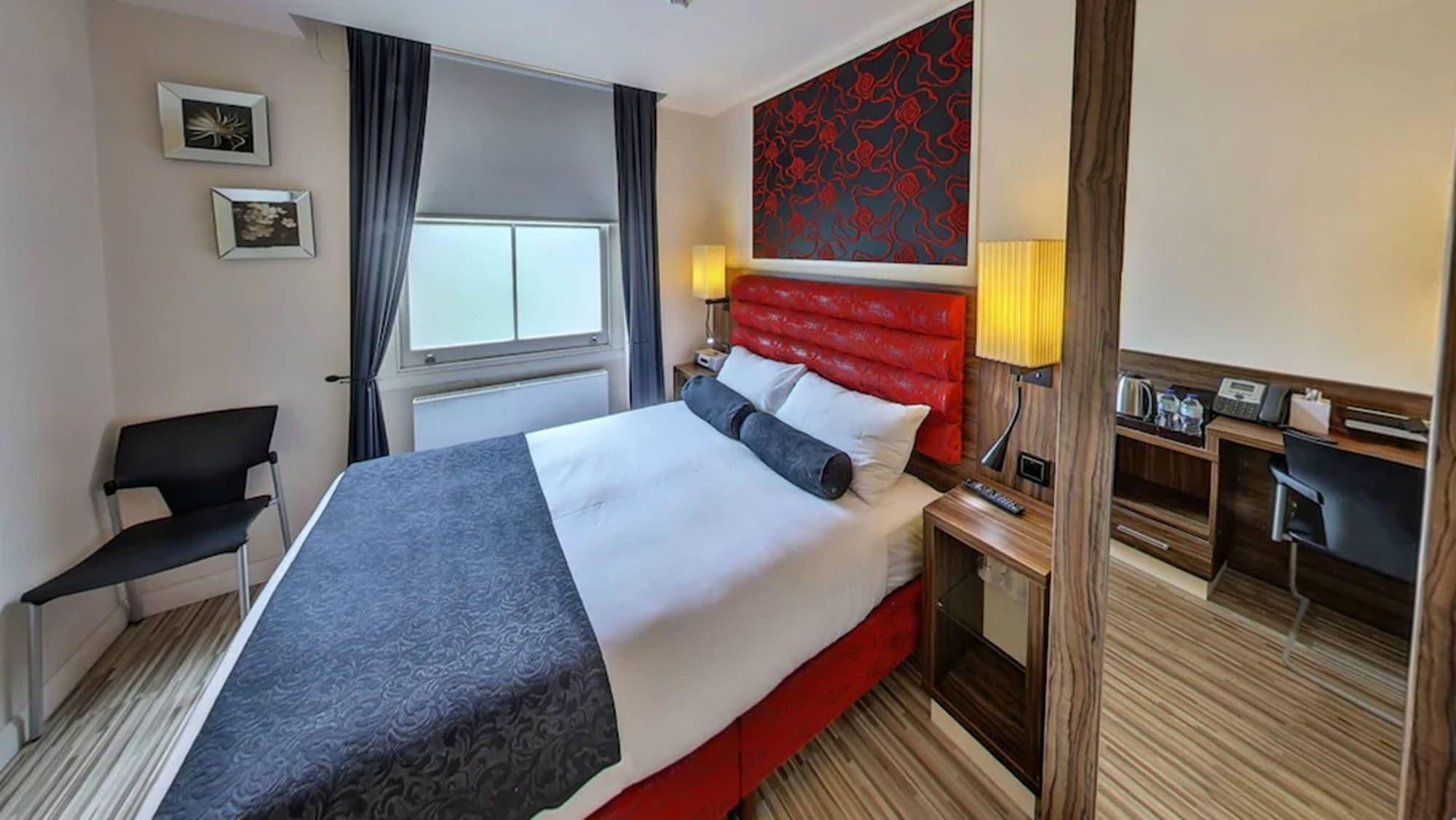 Simply Rooms & Suites Londen Buitenkant foto