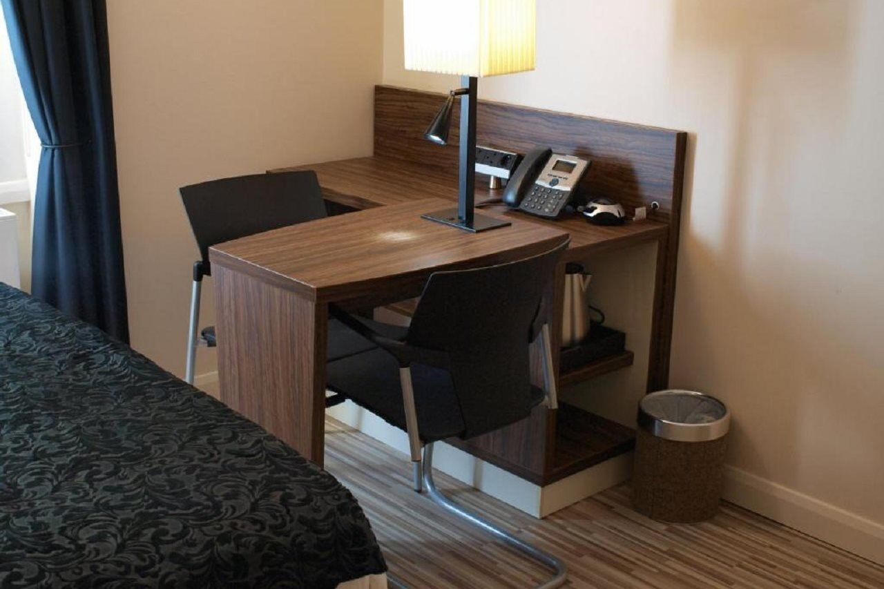 Simply Rooms & Suites Londen Buitenkant foto